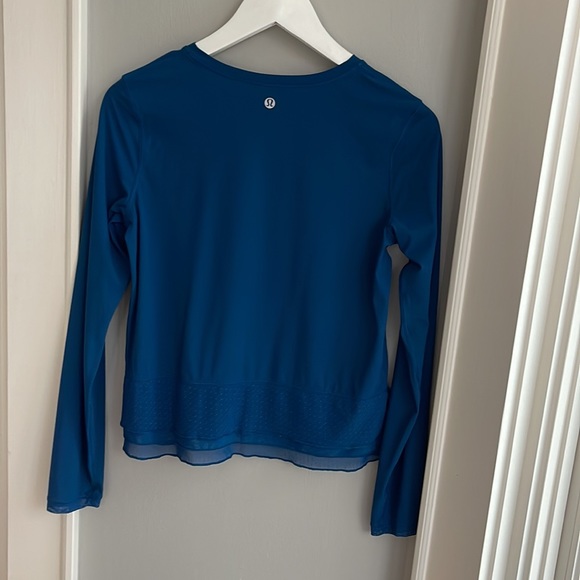 Lululemon Sole Training Long Sleeve - Picture 6 of 6